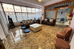 ZnZ Homestay, Shillong