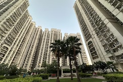 Luxury Studio Apartment in West Delhi, Delhi