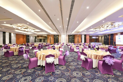 Banquet & Conference Facilities