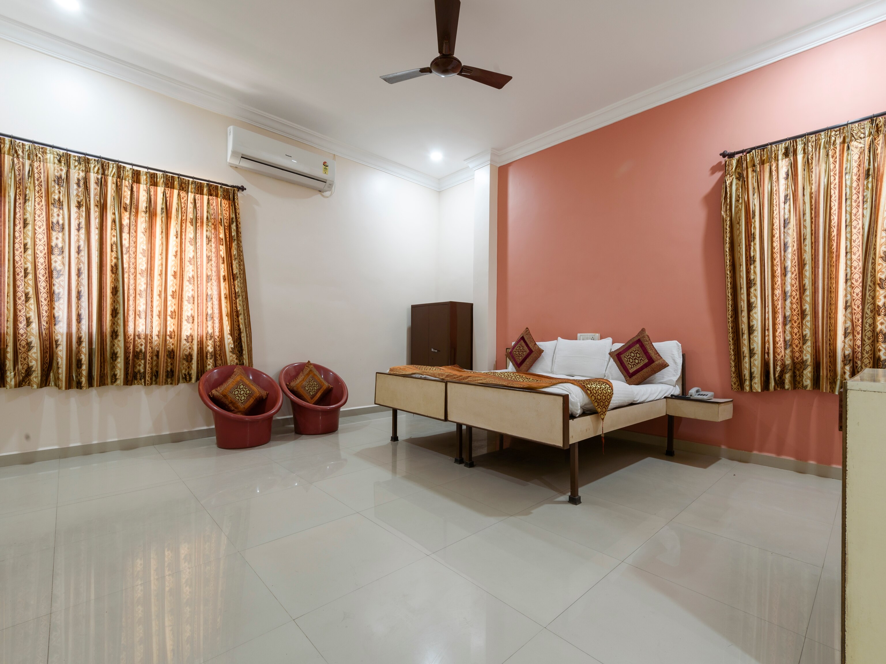 Executive Non AC Room 1