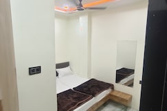 Hotel delight, Ujjain