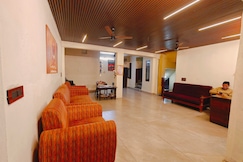 Prayag Raj Hotel ( 5min Walking From Sangam ) - Karanprayag, Karanprayag