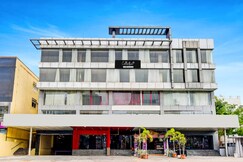 Super Collection O Dilsukhnagar Bus Terminal Hyderabad Formerly Karthikeya City Stay, Hyderabad