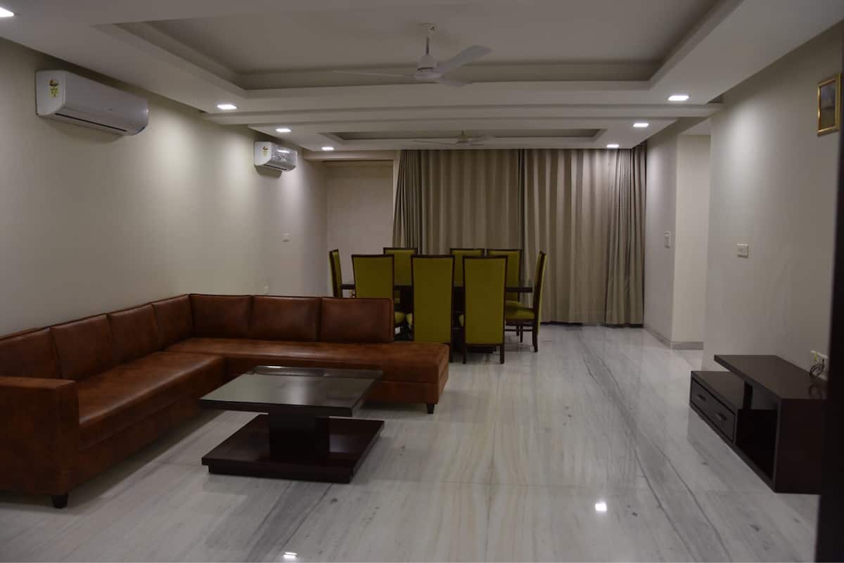 Nand bhawan - Tap to explore photos