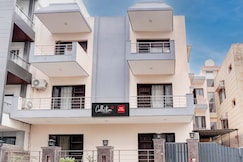 Hotel O Dev Villa, Gurgaon