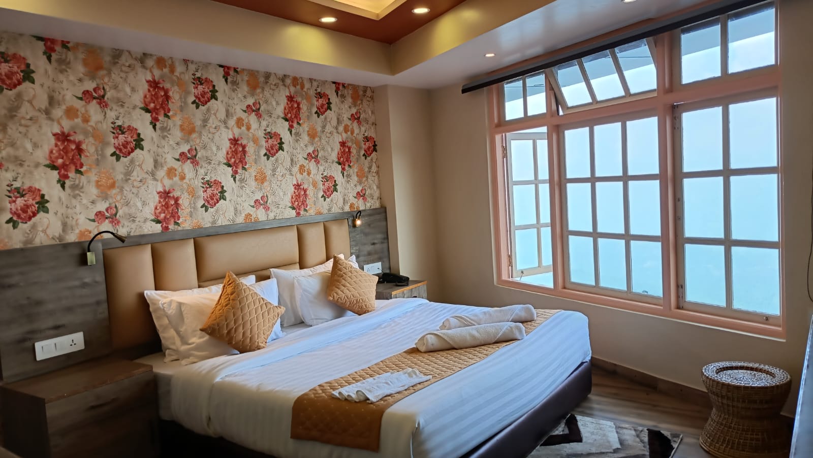 Hotel Raj, A unit Of Sterling Guest House - Tap to explore photos