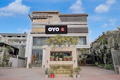 Hotel O The Golden Oyster, Dehradun