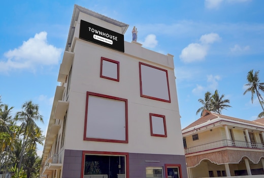 Super Townhouse Kazhakootam Formerly Tajma