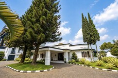 Townhouse Oak Casa D'Ladera Bandung, Cimahi