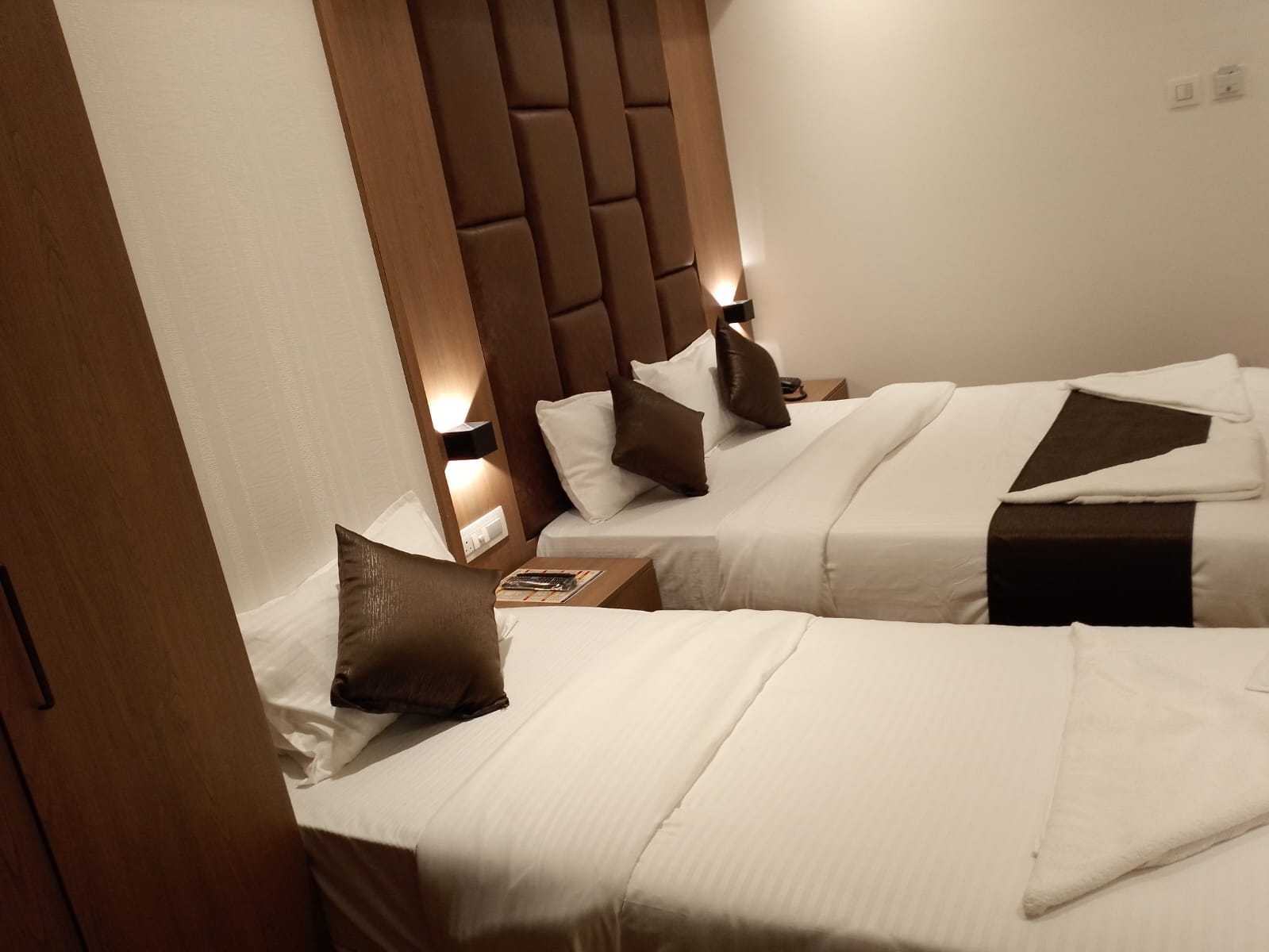 Townhouse Sakinaka Andheri East Airport Formerly Hotel Atithi Residency - Tap to explore photos