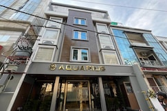AQUARIUS HOTEL, Varanasi