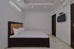 Hotel O Sector 4 Manraj Complex Gurugram, Gurgaon