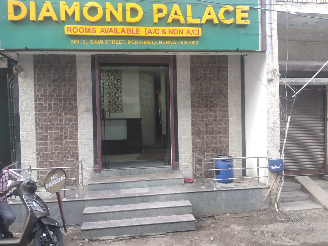 Hotel Diamond Palace - Tap to explore photos