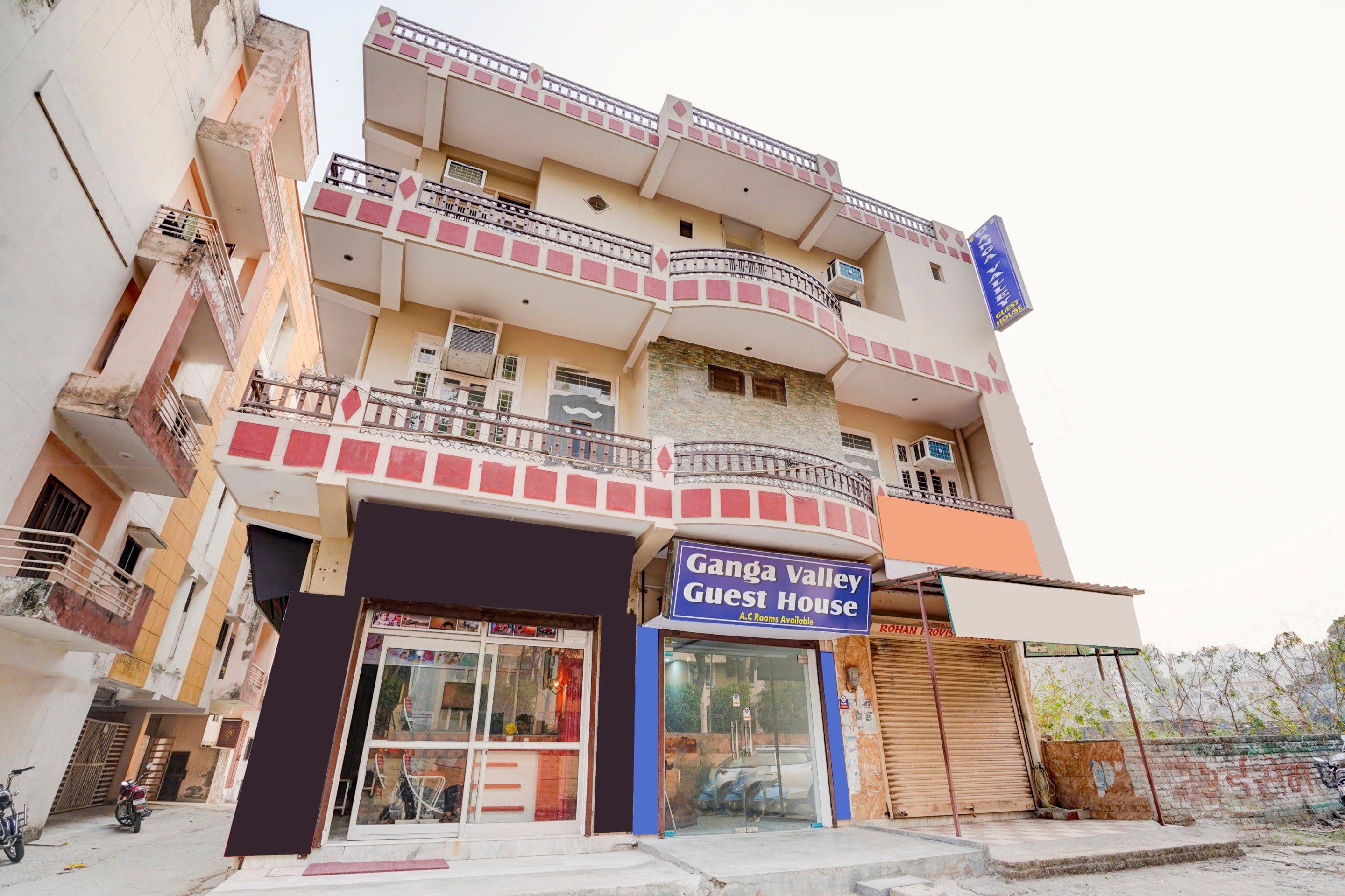 Hotel O Ganga Valley Guest House - Tap to explore photos