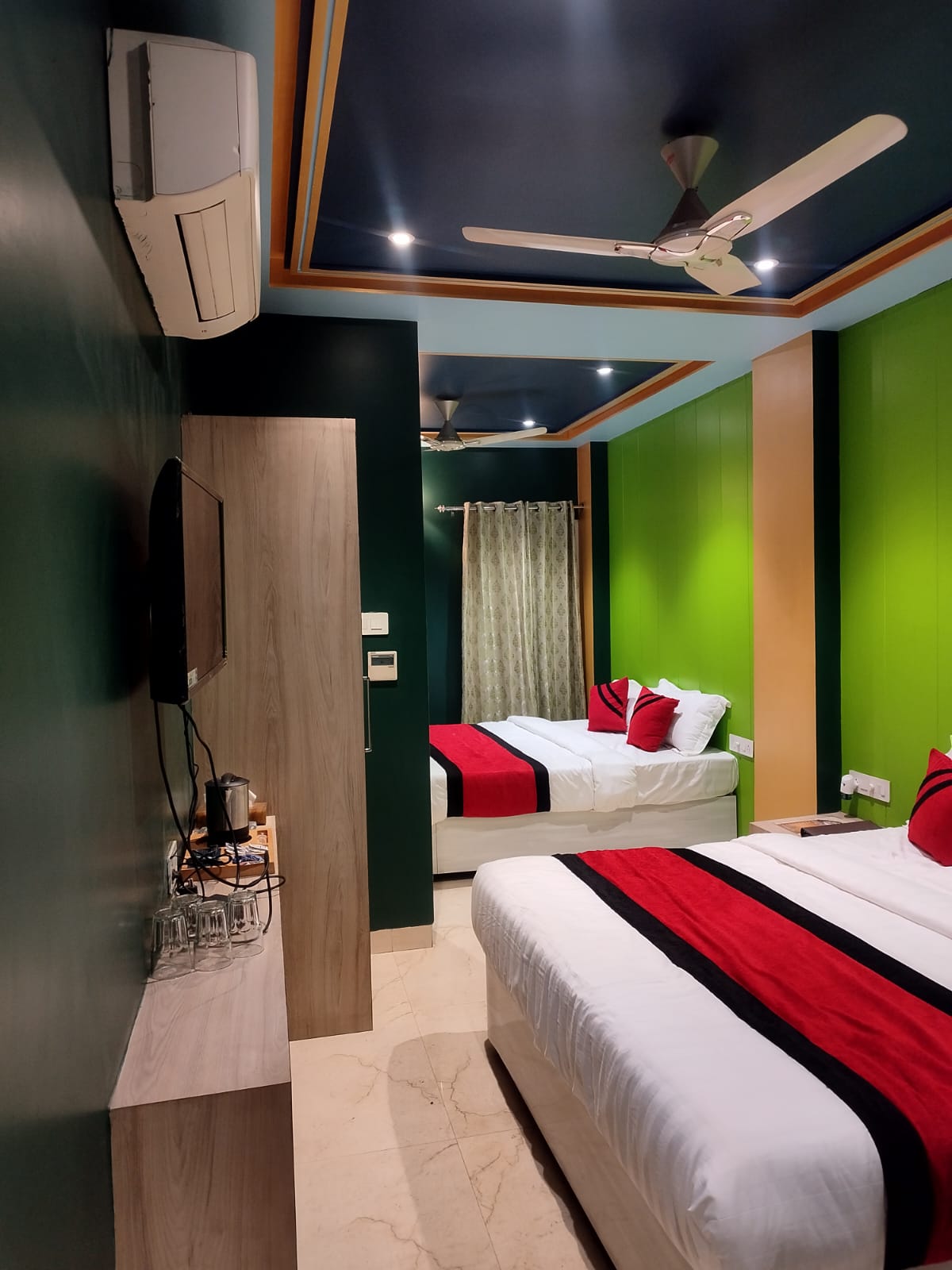 Tunday Kababi Guest House - Tap to explore photos