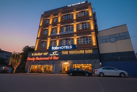 FabHotel Prime The Vintage Inn
