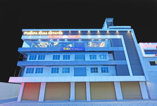 FabHotel Siddarth Prime