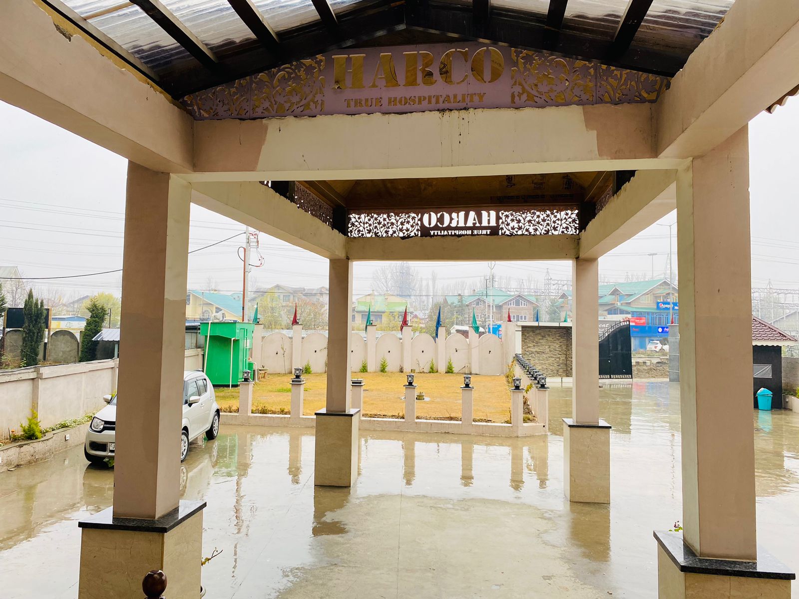 Hotel Harco, Srinagar - Tap to explore photos