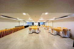 Hotel Oasis One, Gurgaon