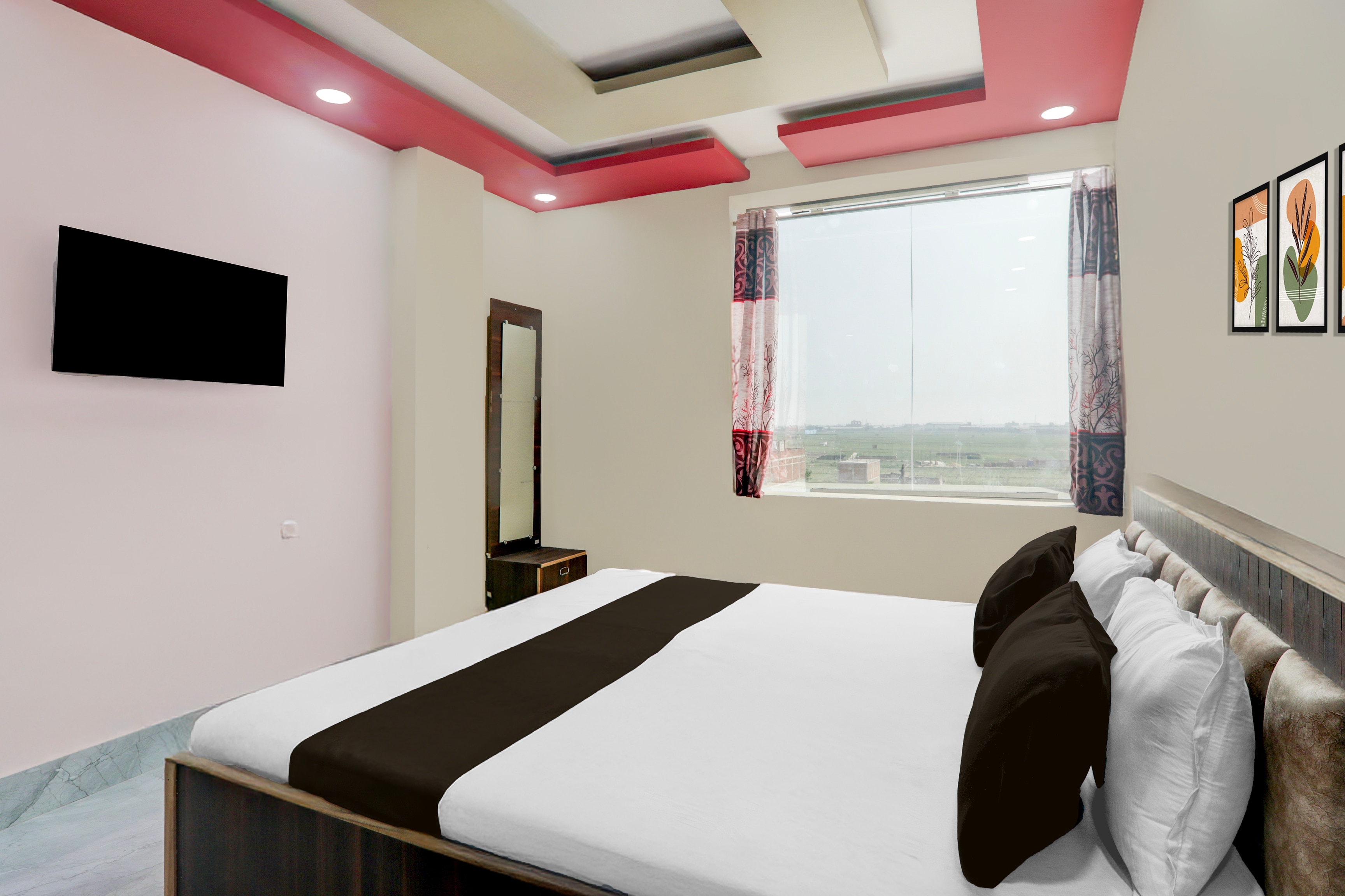 Super Hotel O Shubham Hotel - Tap to explore photos