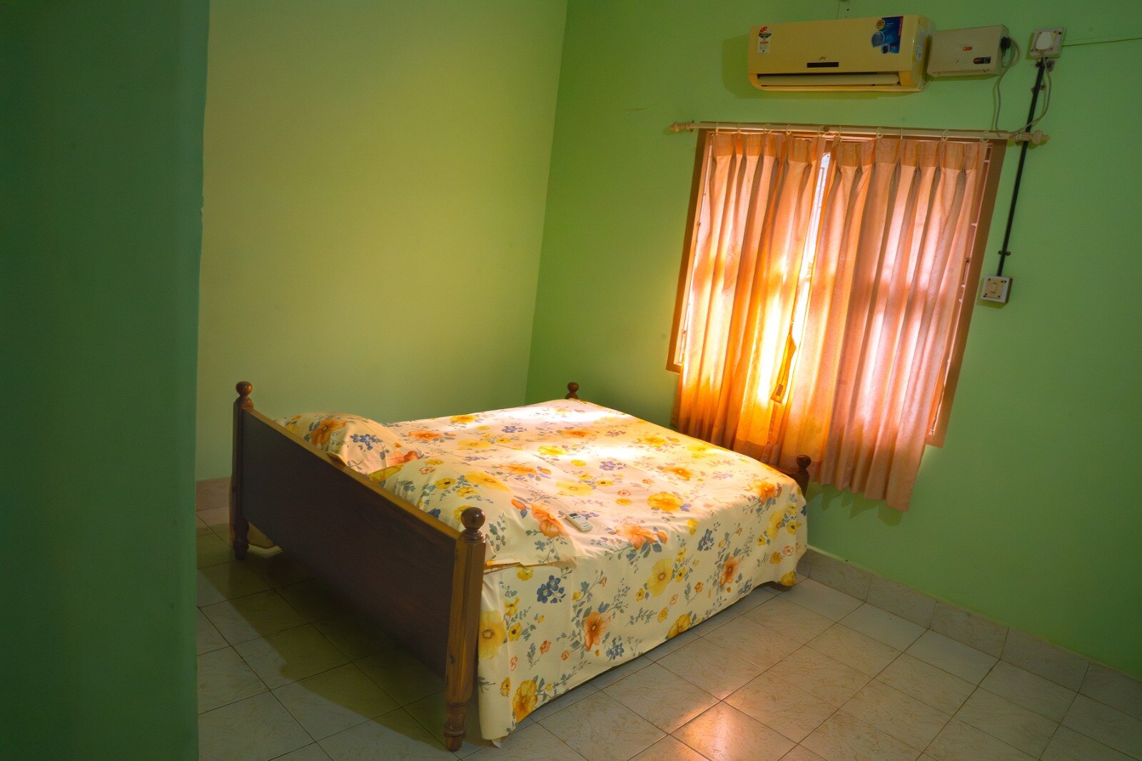 Joynest - Cozy homestay - Tap to explore photos