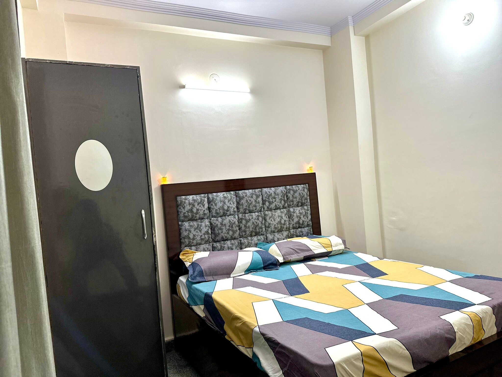 NIrvana Villa Apartment - Tap to explore photos