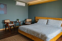 The Wilderness Lakefront, Hyderabad