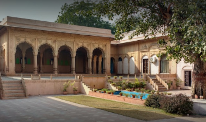 Raja Nahar Singh Tourist Resort    - Tap to explore photos
