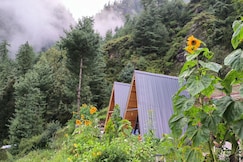 Tri peak Cottages, Jibhi