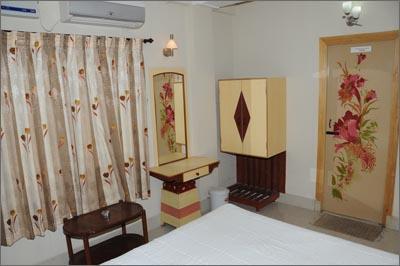 Hotel Nakshatra Inn - Tap to explore photos