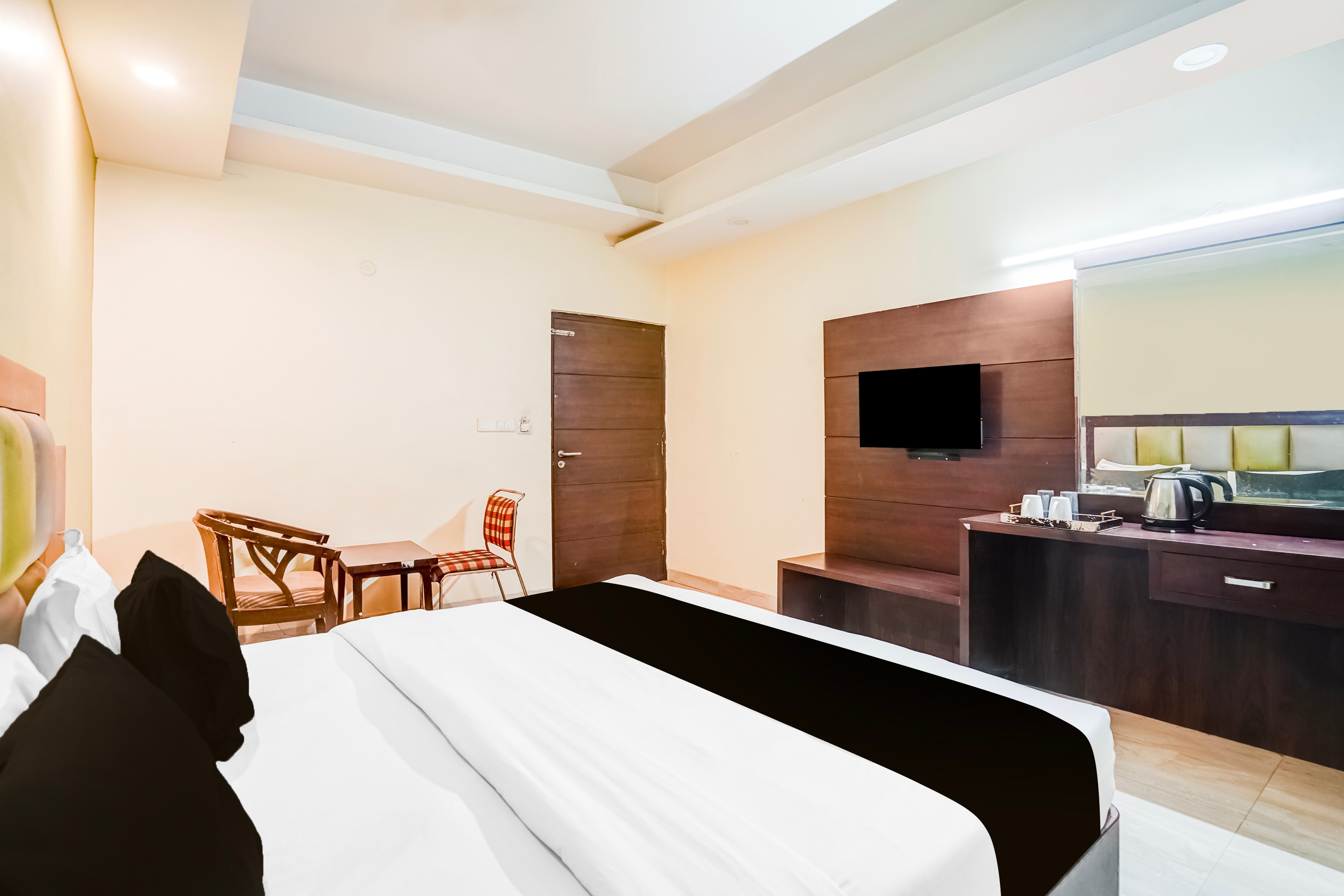 Townhouse Sikar Road Jaipur Formerly Hotel Aroma Inn - Tap to explore photos