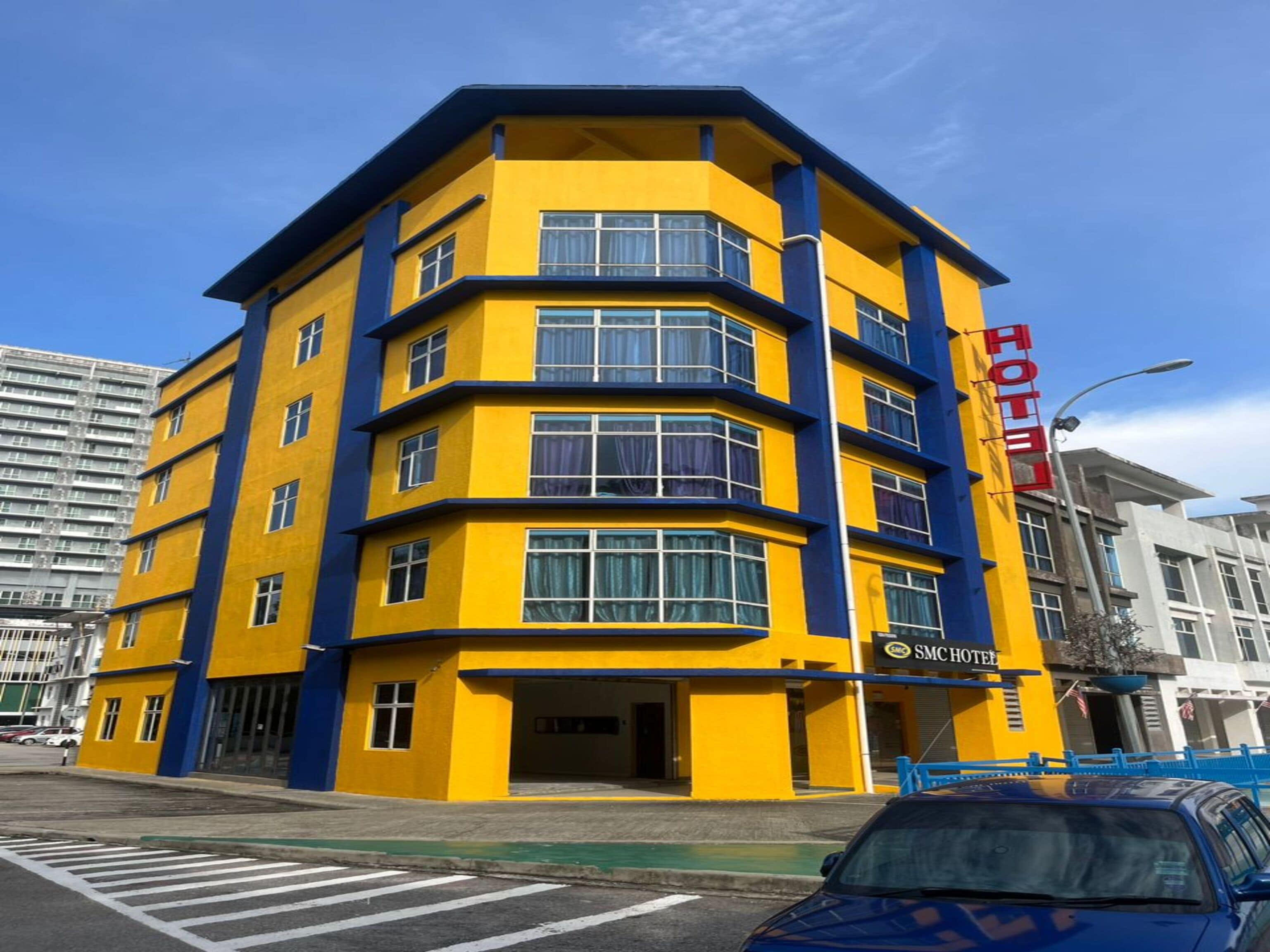 OYO 90894 Hotel Smc I-city - Tap to explore photos