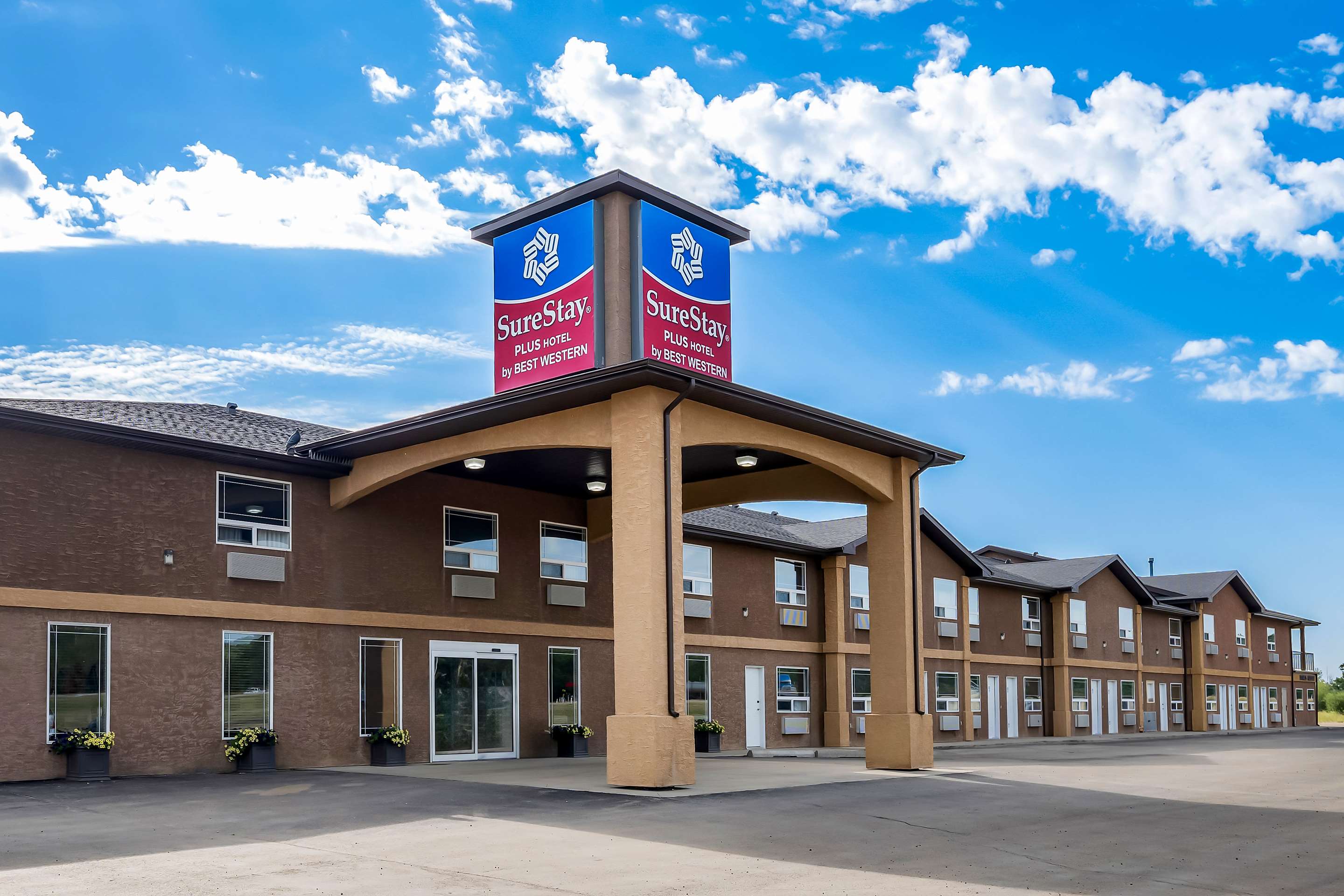 SureStay Plus Hotel by Best Western Hardisty - Tap to explore photos
