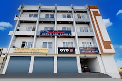 Super Hotel O Sweetheart Luxurious Rooms, Hyderabad