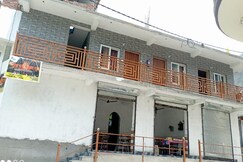 Yamuna Pug Pine Wood Greh by StayApart, Yamunotri