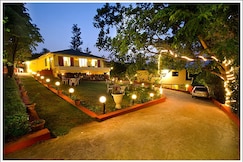 Honey Wood Holiday Homes | Rooms & Pool, Mahabaleshwar