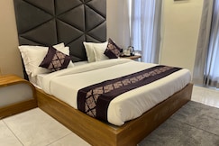 Hotel Royal Empire, Gandhinagar