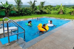 paradise farm stay, Murud Janjira