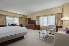 DoubleTree by Hilton Chicago O'Hare Airport - Rosemont, Chicago