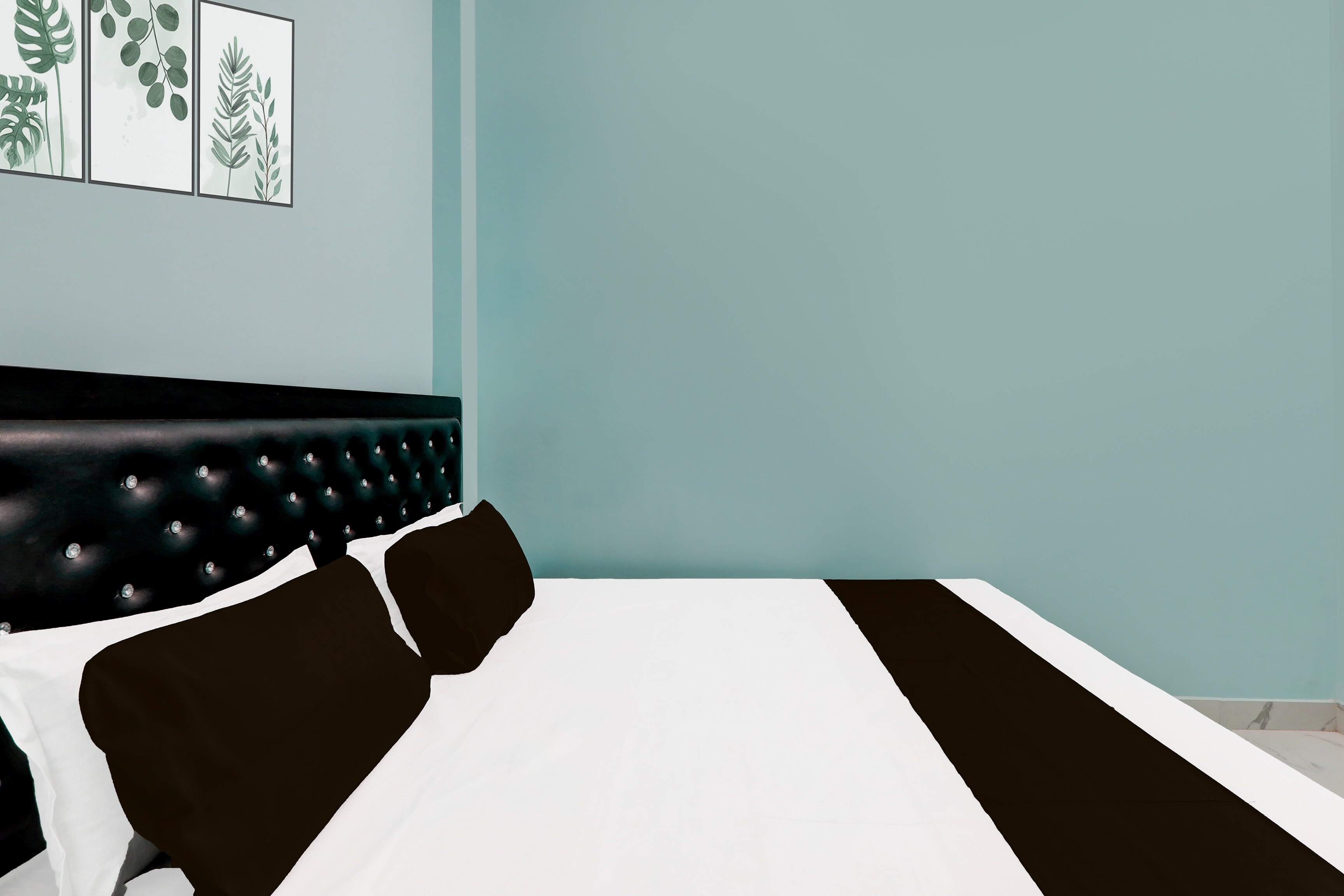 Hotel O Kamla Guest House - Tap to explore photos