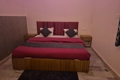 The Street Homestays Agra, Agra