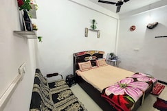 Next Home Stay, Garoth