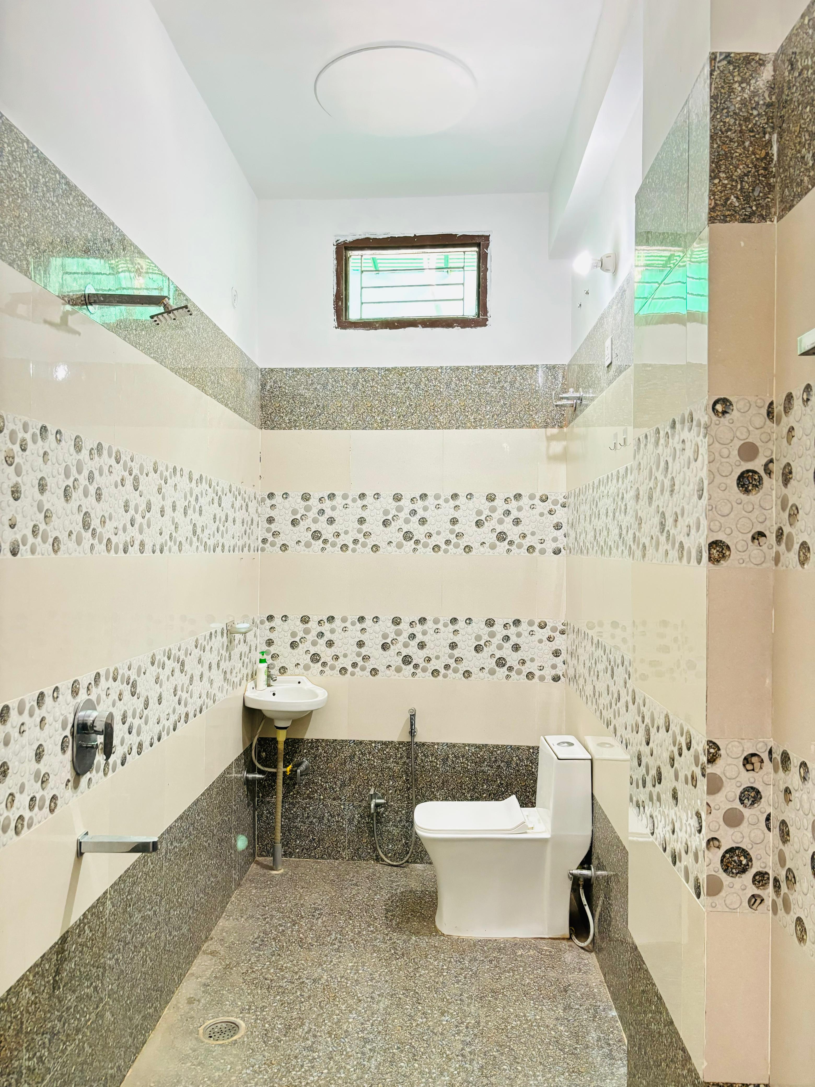 Ayodhya Nilayam Premium Stay - Tap to explore photos