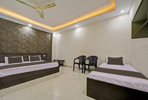 Hotel O Elysian Palace