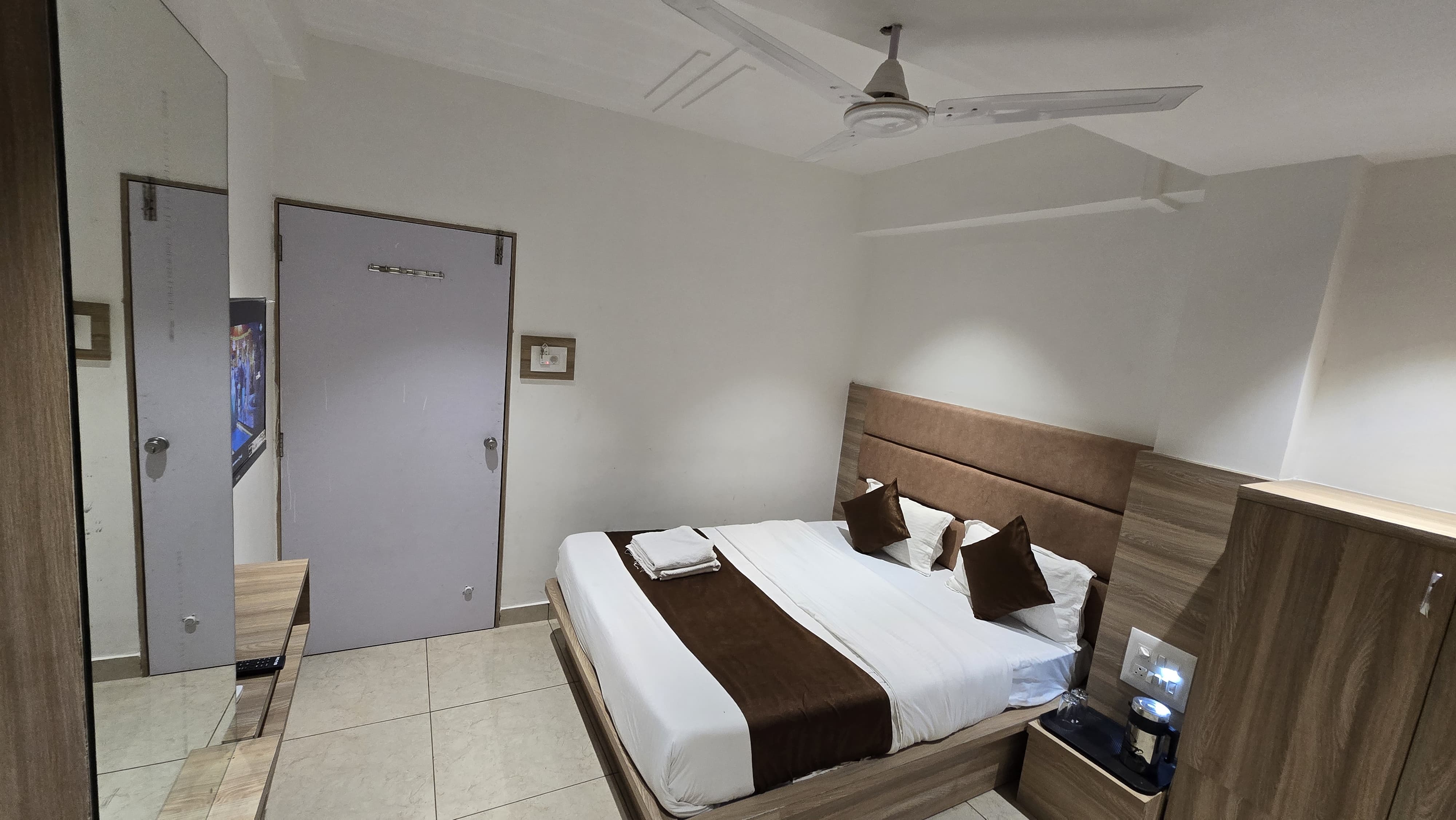 Gokul Guest House - Tap to explore photos
