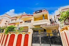Hotel O V.K Homestay, Varanasi