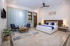 Hotel Warm Welcome Inn Sec 51, Noida