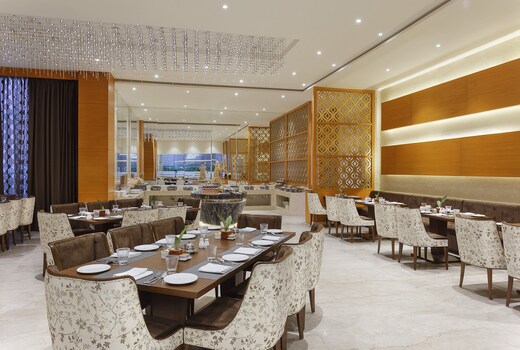 Nataraj Sarovar Portico Jhansi Inr 646 Off 4 2 0 0 Hotel Price Address Reviews