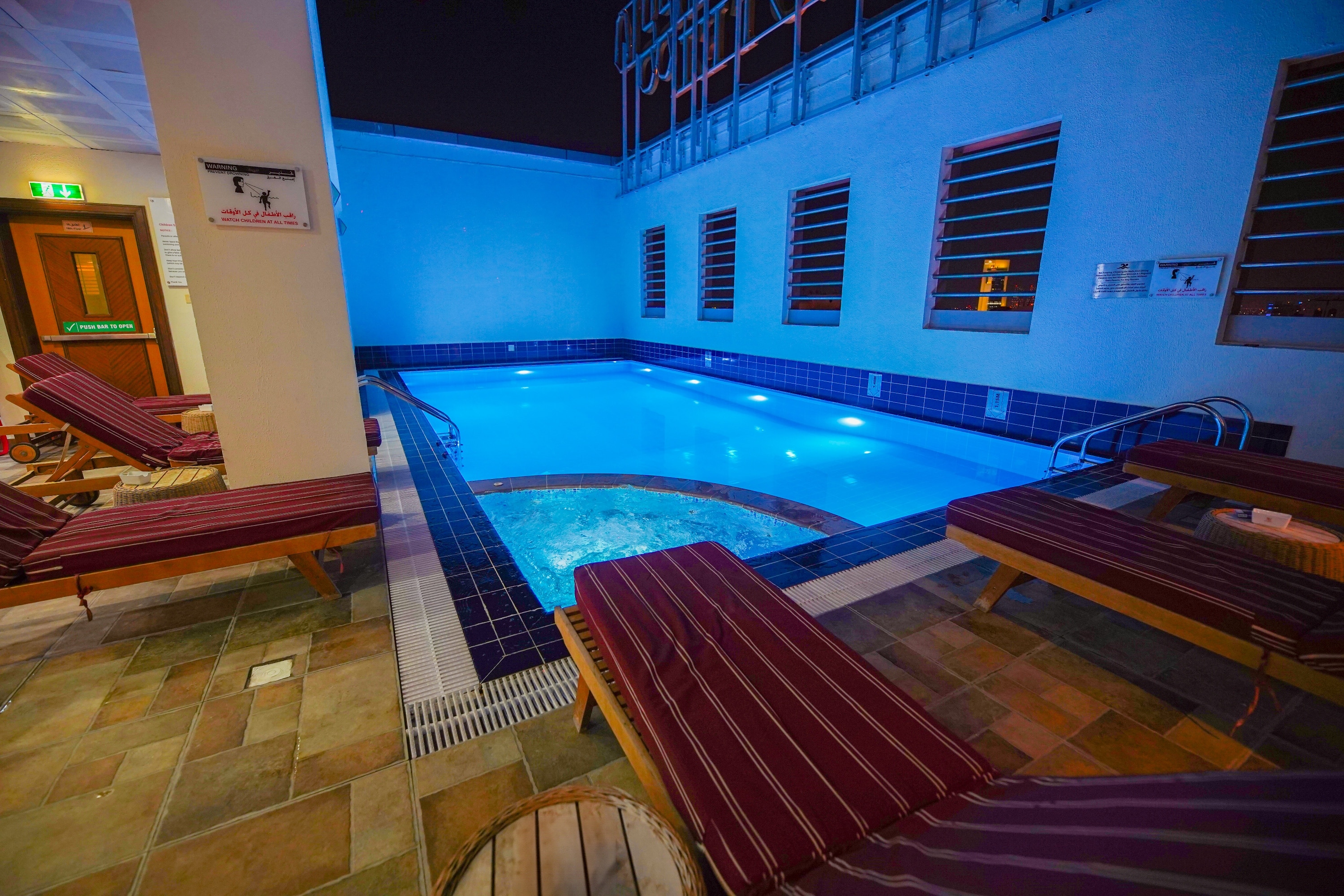 Grand Villaggio Hotel - Tap to explore photos