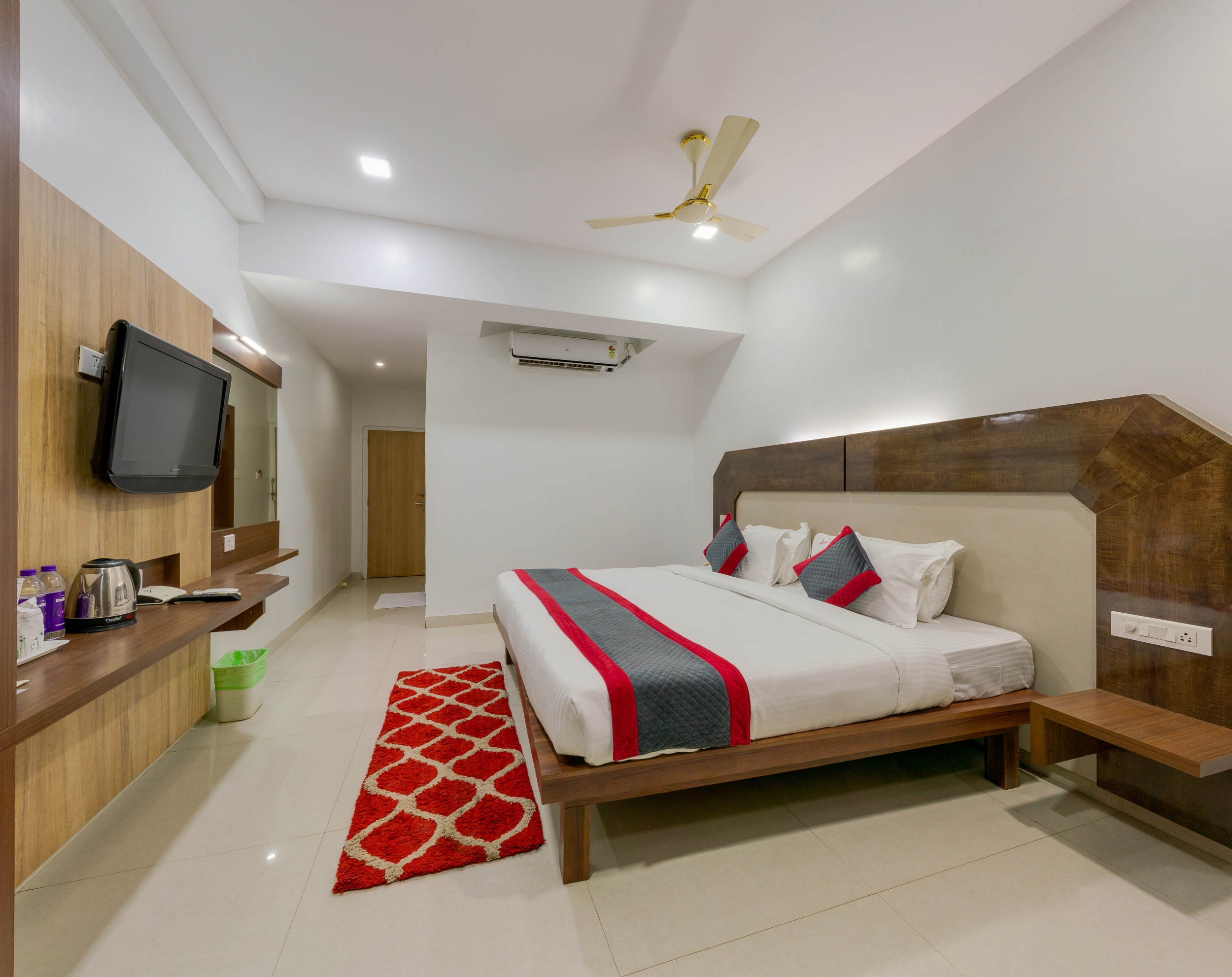 Executive Room AC 1